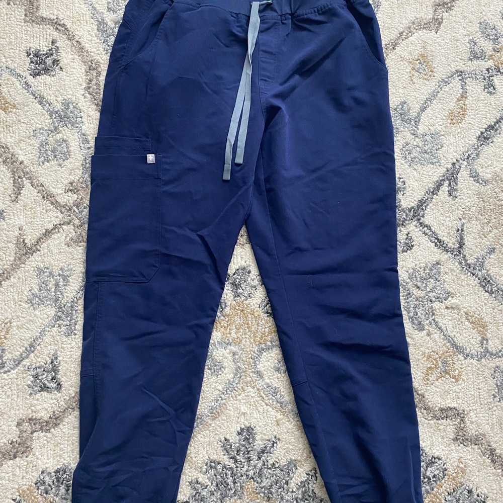 FIGS Scrub pants